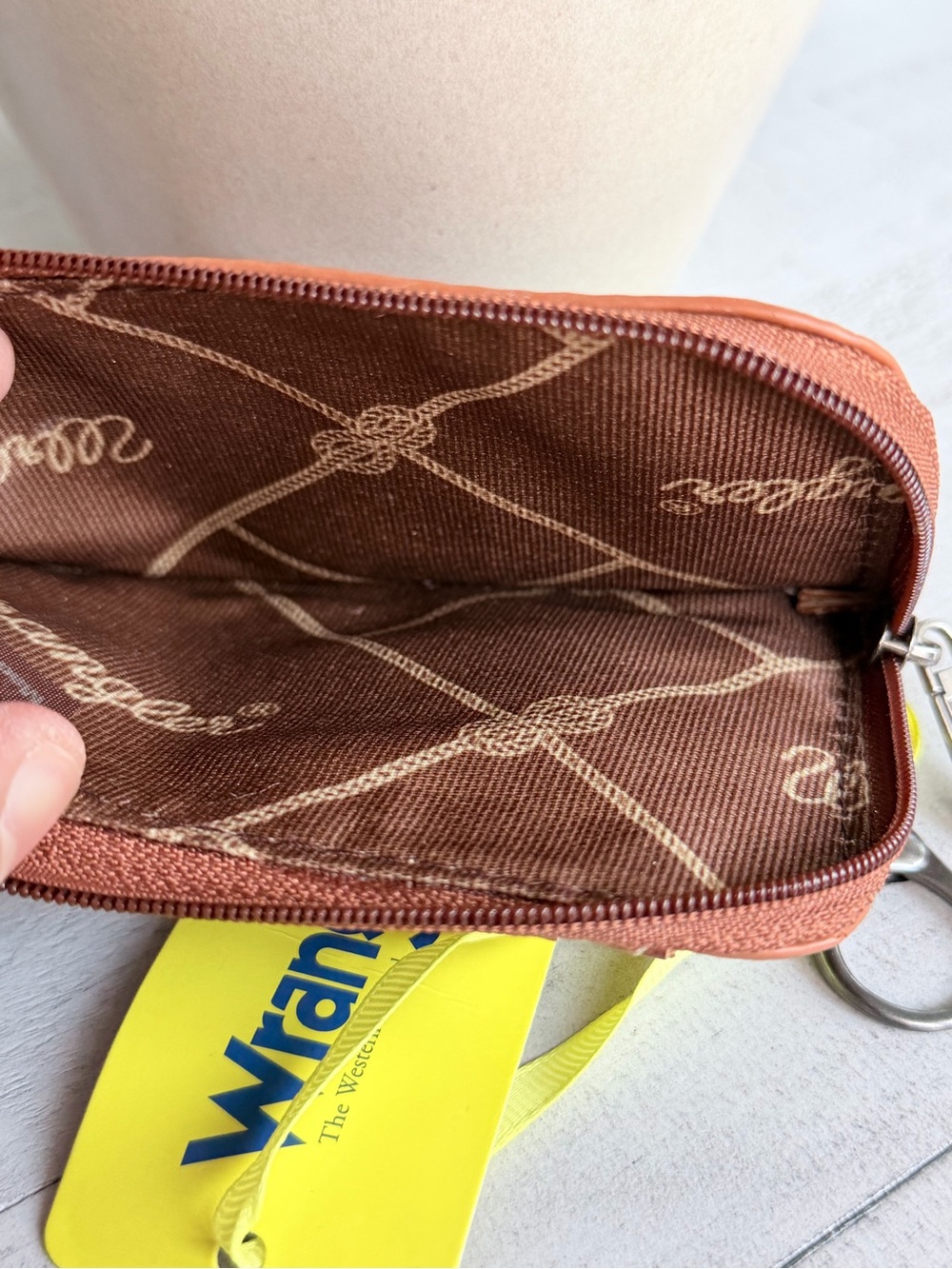 Wrangler Card Holder Wallet Keychain Coin Purse NWT Black and Gray - Picture 4 of 4